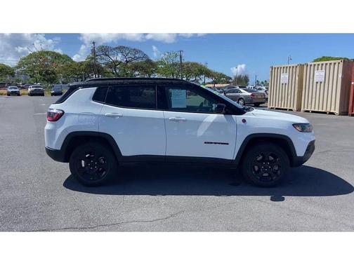 2023 Jeep Compass Trailhawk