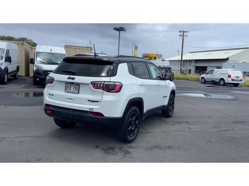 2023 Jeep Compass Trailhawk