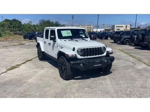 2025 Jeep Gladiator Sport
