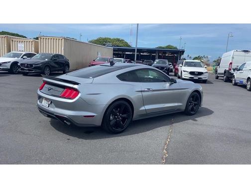 2022 Ford Mustang EcoBoost