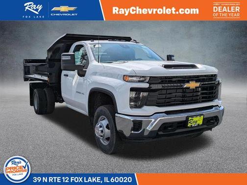 Summit White 2026 Chevrolet Silverado 3500 WT