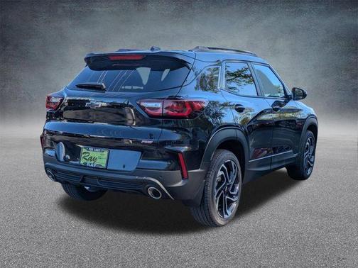 Mosaic Black Metallic 2026 Chevrolet Trailblazer RS