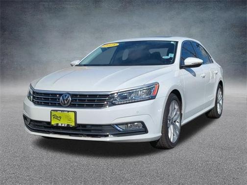 2018 Volkswagen Passat 2.0T SE w/ Technology