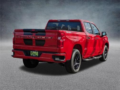 2025 Chevrolet Silverado 1500 Custom