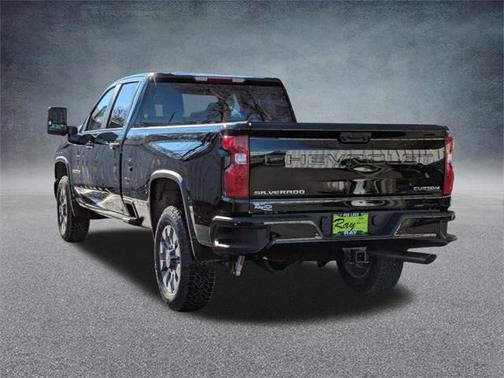 2025 Chevrolet Silverado 2500 Custom