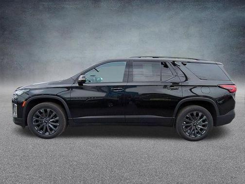 Black Metallic 2023 Chevrolet Traverse RS
