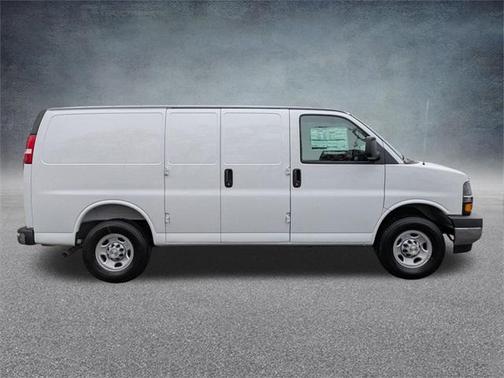 2025 Chevrolet Express 3500 Work Van