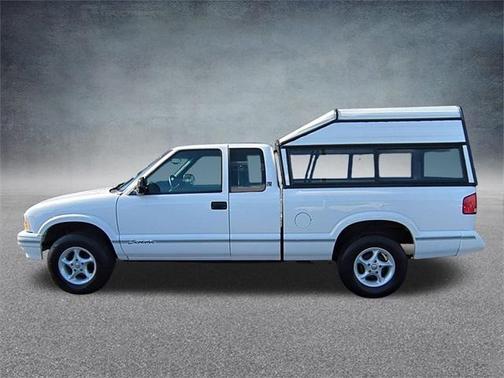 1997 GMC Sonoma SLS