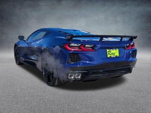 2026 Chevrolet Corvette Stingray w/2LT
