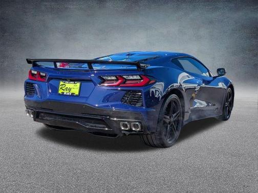 2026 Chevrolet Corvette Stingray w/2LT