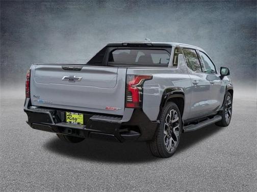 2025 Chevrolet Silverado EV RST