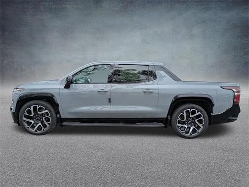 2025 Chevrolet Silverado EV RST