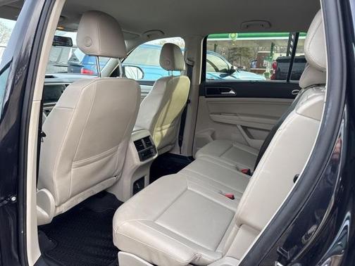 2018 Volkswagen Atlas 2.0T SE