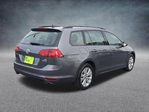 Platinum Gray Metallic 2017 Volkswagen Golf SportWagen TSI S