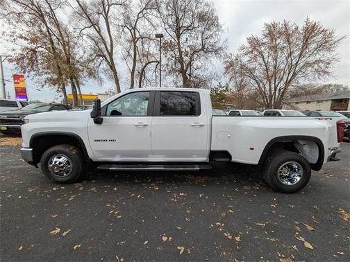 2026 Chevrolet Silverado 3500 LT