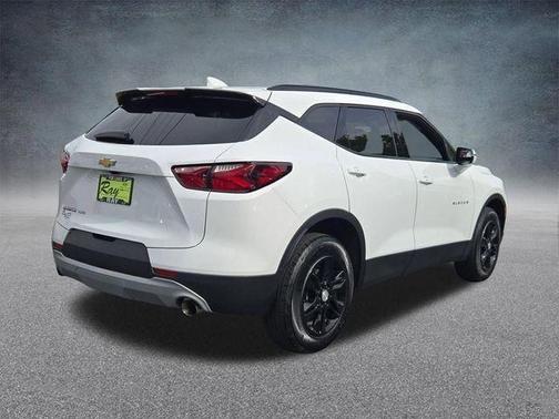 Summit White 2022 Chevrolet Blazer 2LT