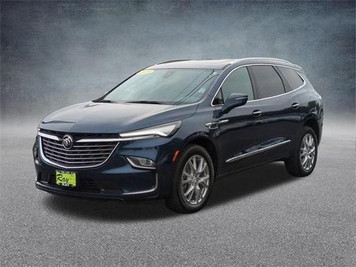 2022 Buick Enclave Essence