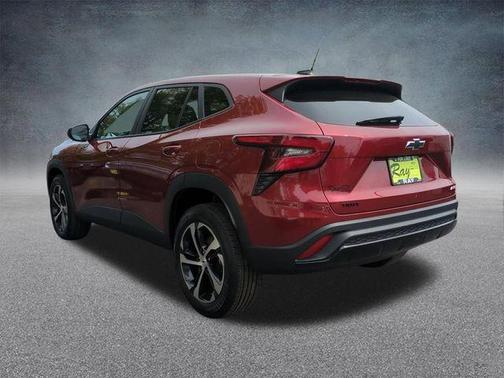 Crimson 2024 Chevrolet Trax 1RS