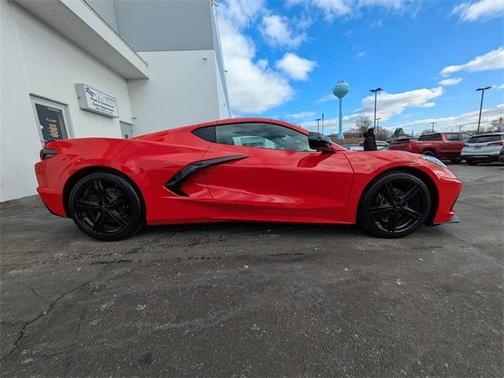 2026 Chevrolet Corvette Stingray w/1LT