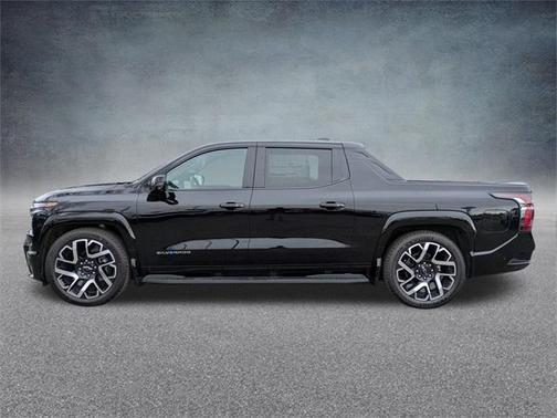 2025 Chevrolet Silverado EV RST