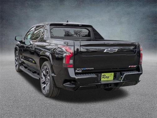 2025 Chevrolet Silverado EV RST