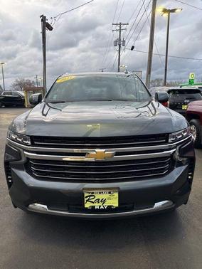 Shadow Gray Metallic 2021 Chevrolet Suburban LT