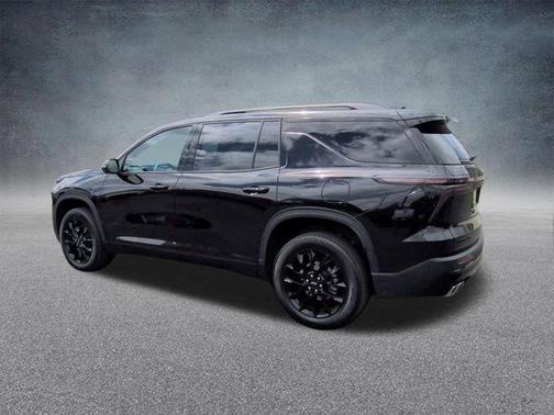Black Metallic 2024 Chevrolet Traverse LT