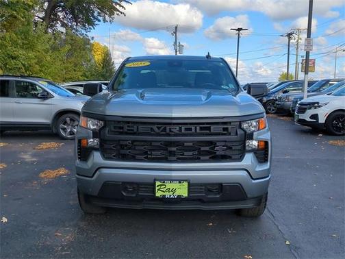 2025 Chevrolet Silverado 1500 Custom