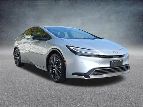 2024 Toyota Prius XLE