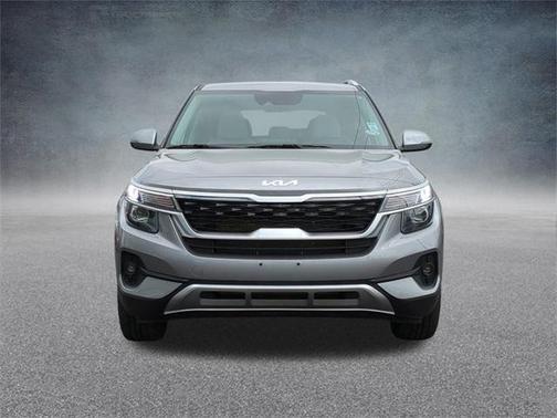 2022 Kia Seltos EX