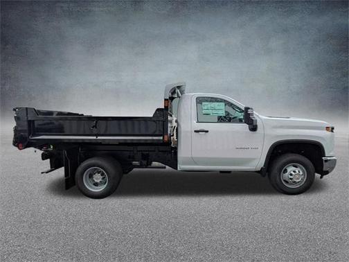2026 Chevrolet Silverado 3500 WT