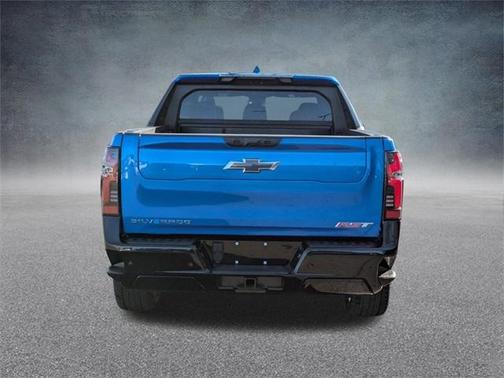 2025 Chevrolet Silverado EV RST