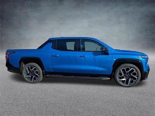 2025 Chevrolet Silverado EV RST