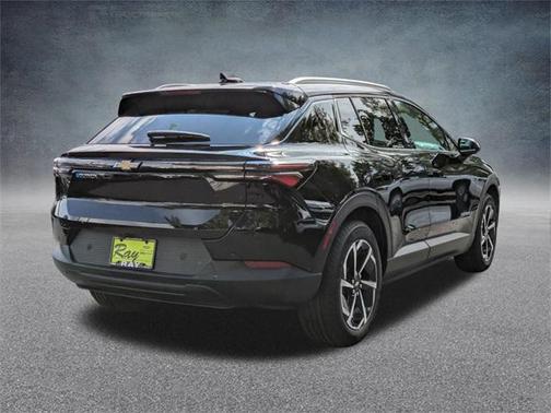 2026 Chevrolet Equinox EV LT 2