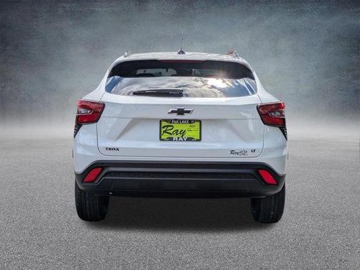 Summit White 2026 Chevrolet Trax LT
