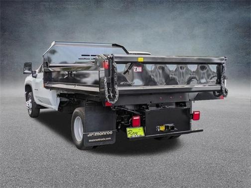 2025 Chevrolet Silverado 3500 WT