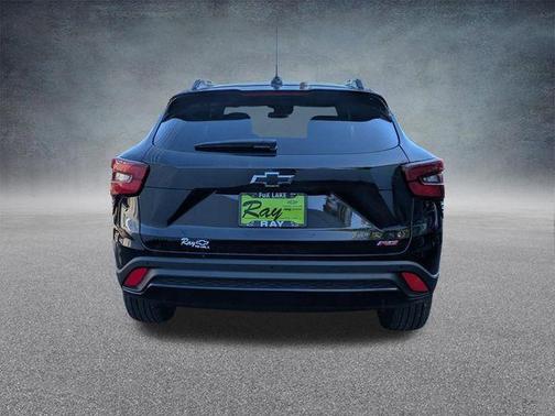 Mosaic Black Metallic 2026 Chevrolet Trax 2RS