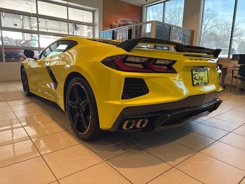 2020 Chevrolet Corvette Stingray w/2LT
