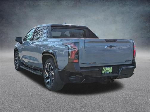 2025 Chevrolet Silverado EV RST