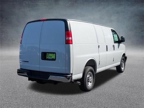 2025 Chevrolet Express 2500 Work Van