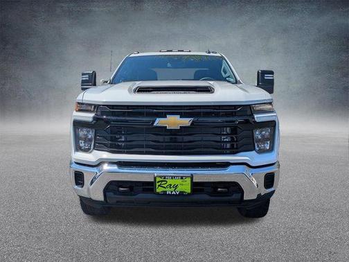 Summit White 2026 Chevrolet Silverado 2500 WT