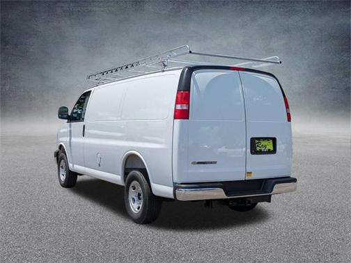 2025 Chevrolet Express 2500 Work Van
