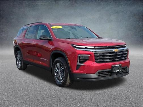 2024 Chevrolet Traverse LT