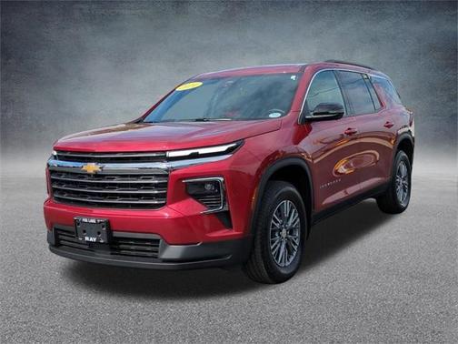 2024 Chevrolet Traverse LT