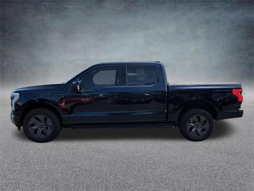 2022 Ford F-150 Lightning LARIAT