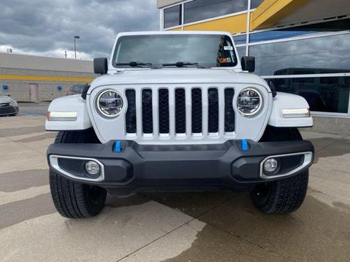 2022 Jeep Wrangler Unlimited 4xe Sahara