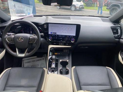 2023 Lexus NX 350h Premium