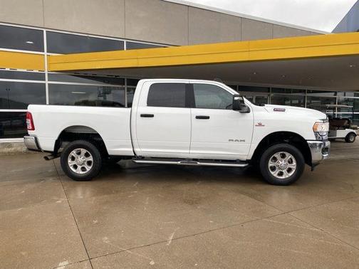 2023 RAM 2500 Big Horn Crew Cab 4x4 6'4' Box