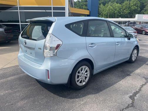 2012 Toyota Prius v Two