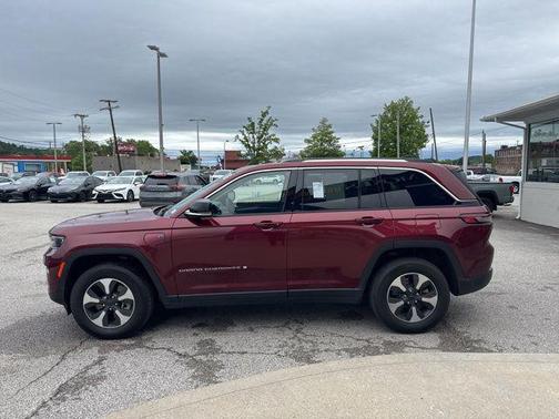 2023 Jeep Grand Cherokee 4xe Base